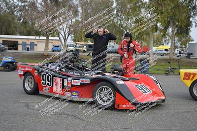 media/Jan-15-2023-CalClub SCCA (Sun) [[40bbac7715]]/Around the Pits/